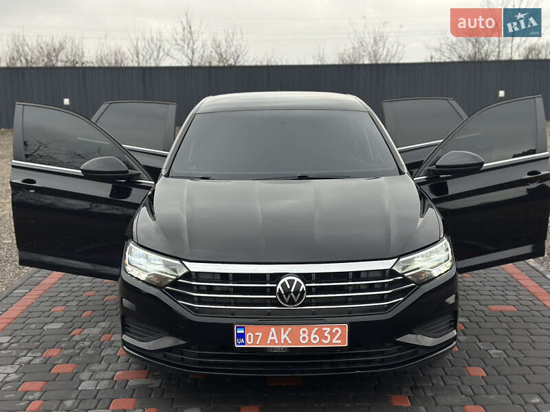 Седан Volkswagen Jetta 2019 в Берегово