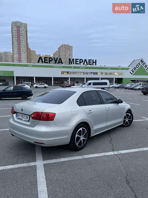 Седан Volkswagen Jetta 2011 в Києві фото 6 Седан Volkswagen Jetta 2011 в Києві