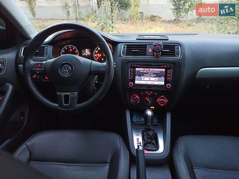 Седан Volkswagen Jetta 2013 в Миколаєві фото 7 Седан Volkswagen Jetta 2013 в Миколаєві