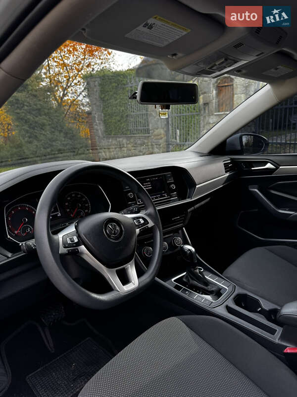 Седан Volkswagen Jetta 2019 в Львові фото 12 Седан Volkswagen Jetta 2019 в Львові