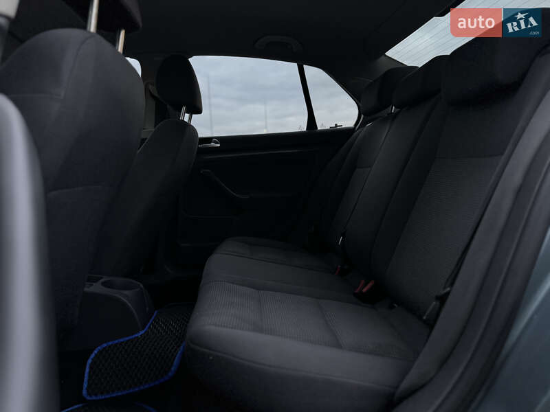 Седан Volkswagen Jetta 2008 в Дрогобыче