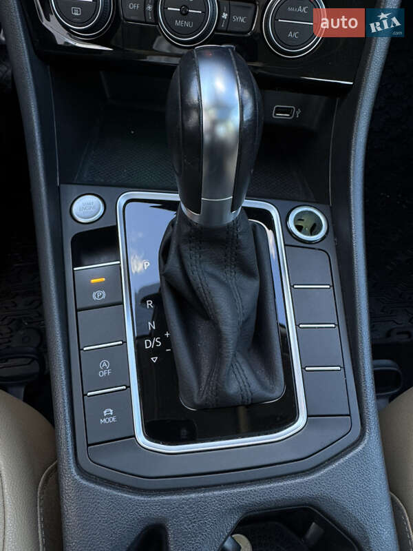 Седан Volkswagen Jetta 2019 в Киеве фото 20 Седан Volkswagen Jetta 2019 в Киеве