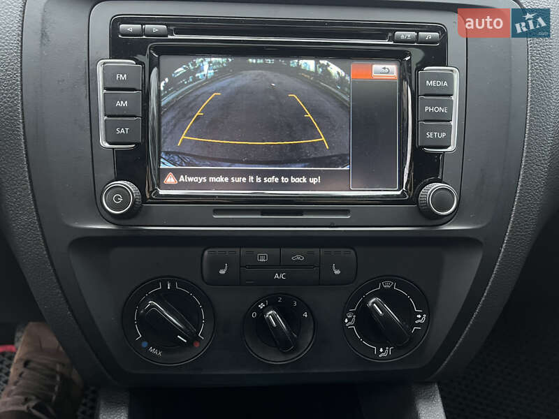 Седан Volkswagen Jetta 2014 в Киеве