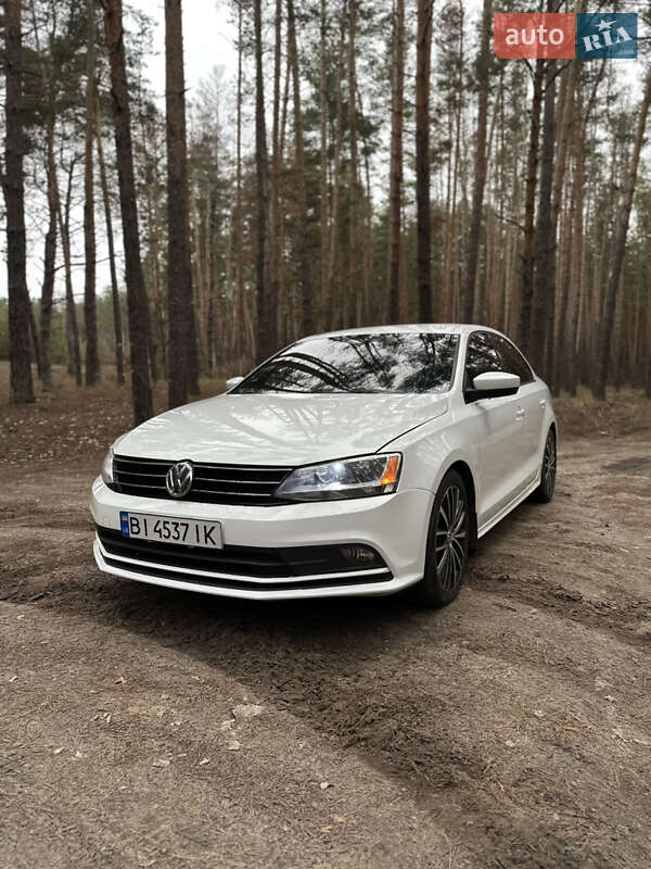 Седан Volkswagen Jetta 2016 в Полтаві