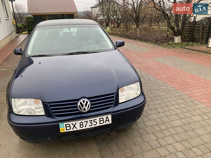 Седан Volkswagen Jetta 2003 в Хмельницком