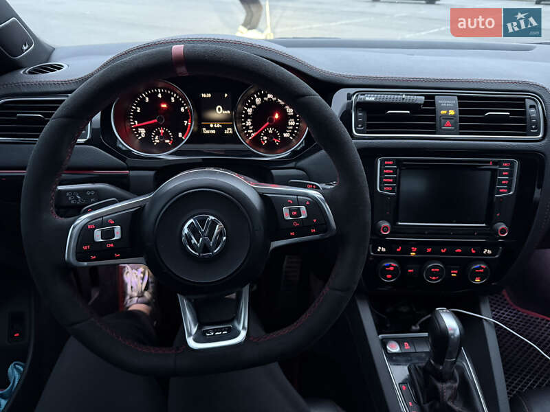 Седан Volkswagen Jetta 2016 в Запоріжжі фото 4 Седан Volkswagen Jetta 2016 в Запоріжжі