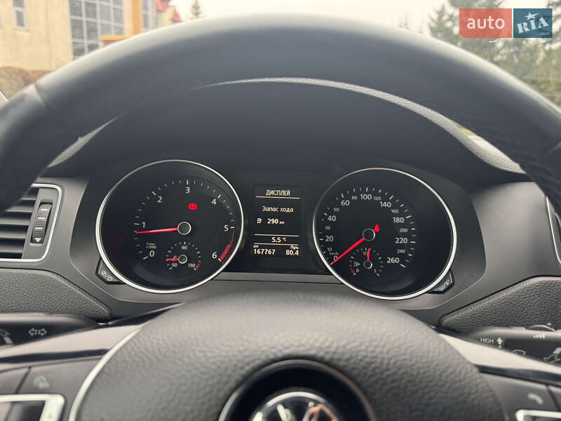 Седан Volkswagen Jetta 2015 в Тернополі фото 14 Седан Volkswagen Jetta 2015 в Тернополі