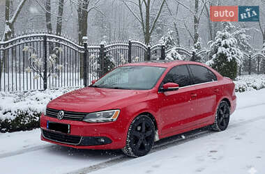 Седан Volkswagen Jetta 2011 в Верховине