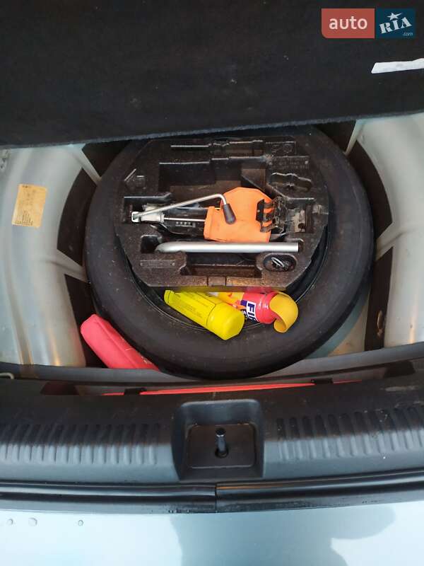 Седан Volkswagen Jetta 2013 в Тараще фото 43 Седан Volkswagen Jetta 2013 в Тараще