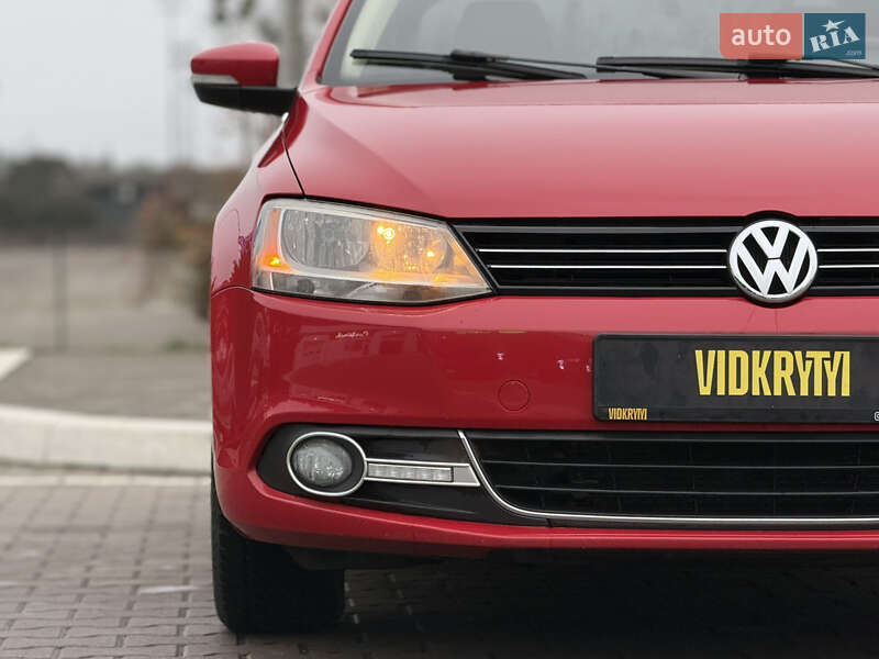 Седан Volkswagen Jetta 2013 в Киеве фото 6 Седан Volkswagen Jetta 2013 в Киеве