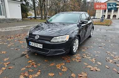 Седан Volkswagen Jetta 2013 в Києві