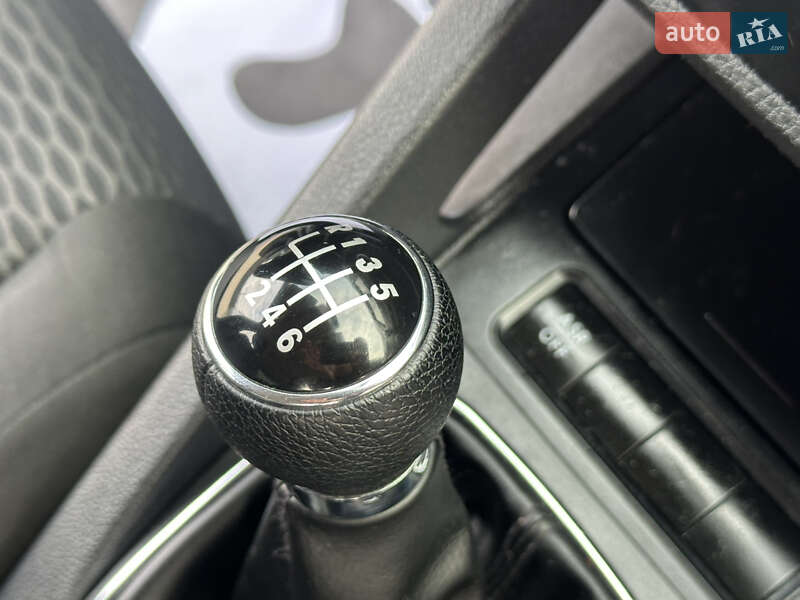 Седан Volkswagen Jetta 2010 в Берегово