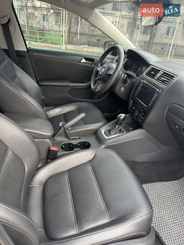 Седан Volkswagen Jetta 2014 в Полтаві фото 7 Седан Volkswagen Jetta 2014 в Полтаві