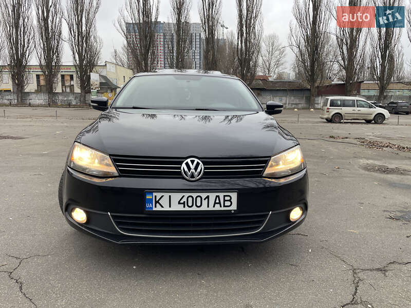 Volkswagen Jetta 2011