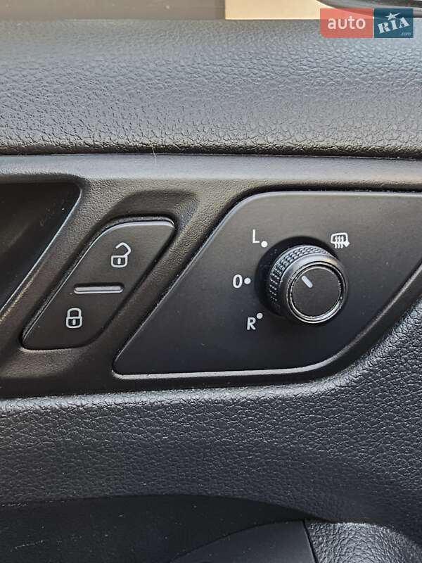 Седан Volkswagen Jetta 2016 в Черкассах