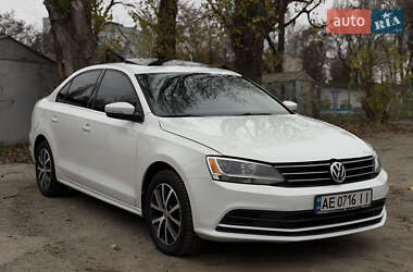 Седан Volkswagen Jetta 2016 в Днепре