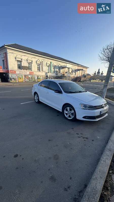 Volkswagen Jetta 2011