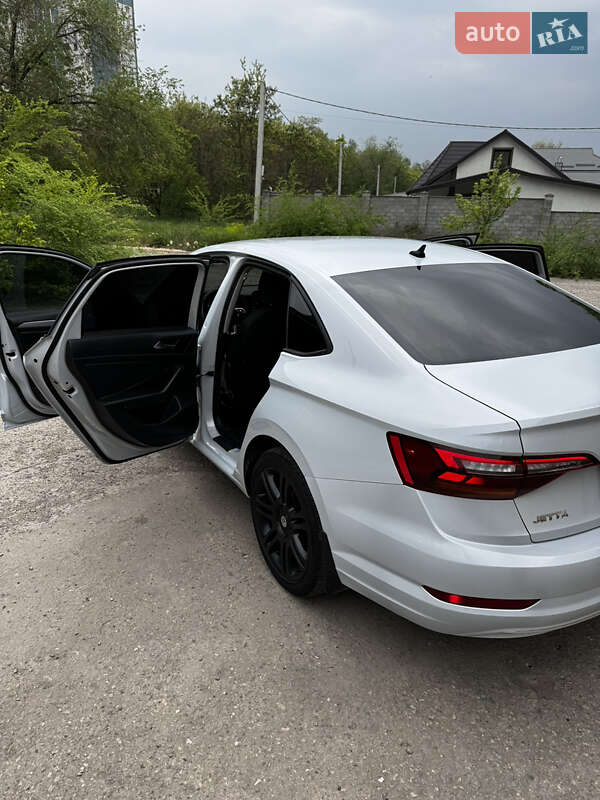 Седан Volkswagen Jetta 2018 в Кривому Розі