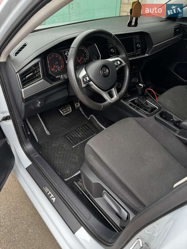 Седан Volkswagen Jetta 2018 в Кривому Розі