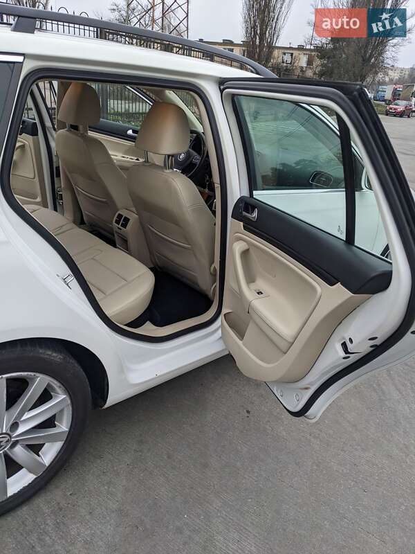 Универсал Volkswagen Jetta 2011 в Киеве фото 21 Универсал Volkswagen Jetta 2011 в Киеве