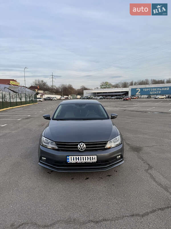 Volkswagen Jetta 2016