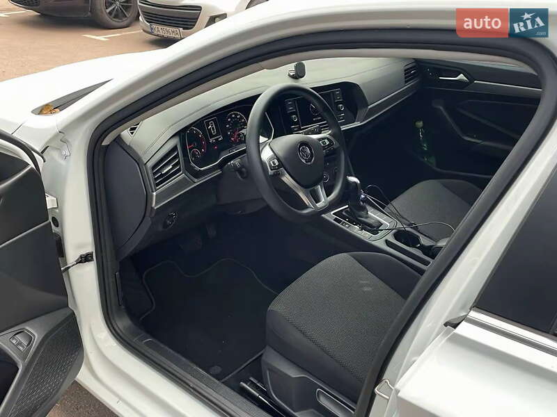 Седан Volkswagen Jetta 2020 в Киеве фото 17 Седан Volkswagen Jetta 2020 в Киеве