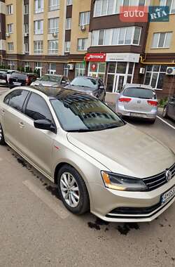 Седан Volkswagen Jetta 2015 в Житомирі