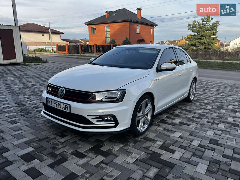 Седан Volkswagen Jetta 2012 в Киеве