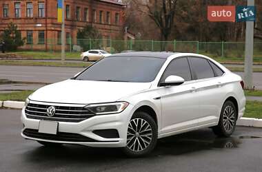 Седан Volkswagen Jetta 2018 в Харькове