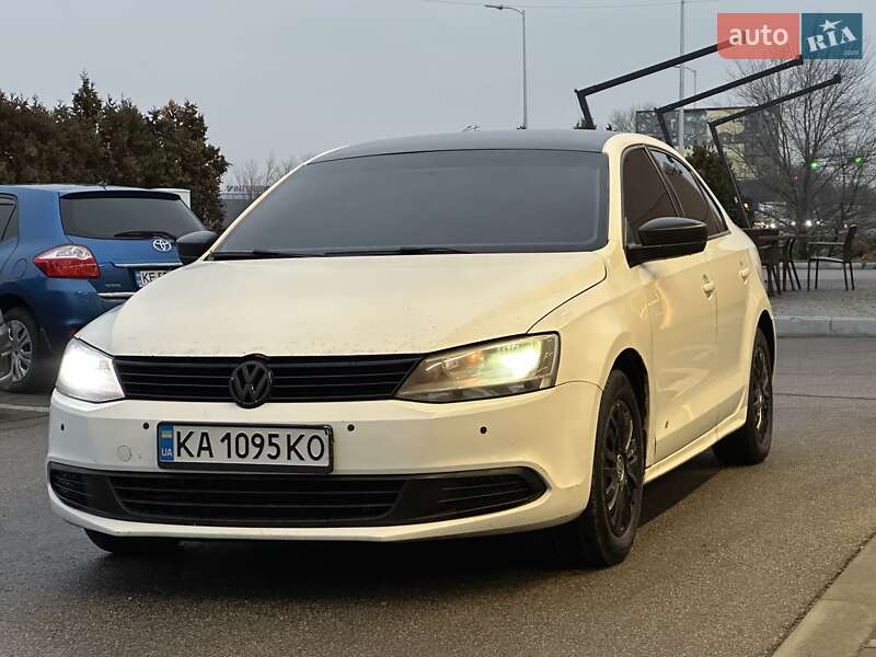 Volkswagen Jetta 2012 Volkswagen Jetta 2012