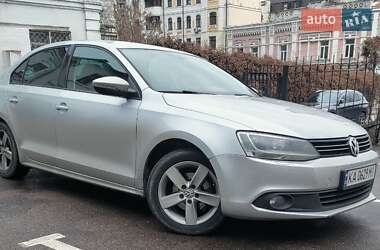 Седан Volkswagen Jetta 2010 в Вишгороді
