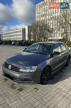 Седан Volkswagen Jetta 2014 в Днепре