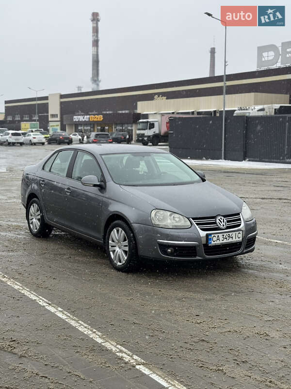 Volkswagen Jetta 2008