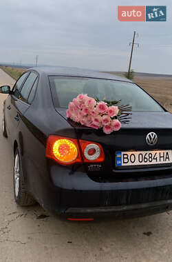 Седан Volkswagen Jetta 2008 в Тернополе