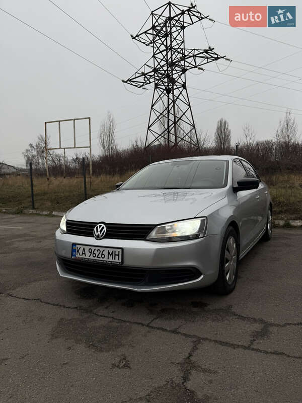 Volkswagen Jetta 2011