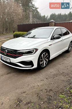 Седан Volkswagen Jetta 2019 в Киеве