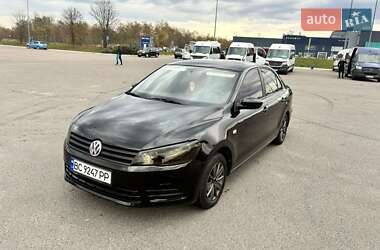 Седан Volkswagen Jetta 2014 в Львові