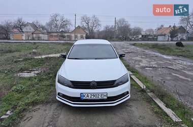Седан Volkswagen Jetta 2016 в Кривом Роге