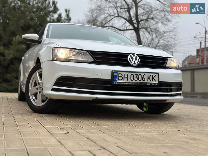 Седан Volkswagen Jetta 2016 в Одессе