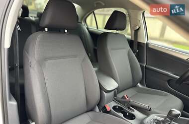 Седан Volkswagen Jetta 2016 в Одессе