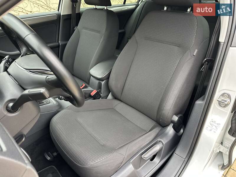 Седан Volkswagen Jetta 2016 в Одессе