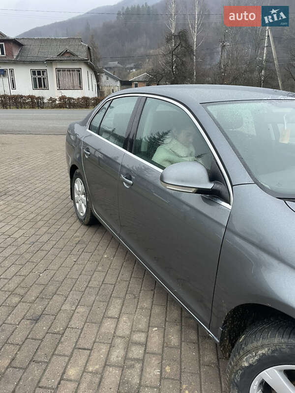 Седан Volkswagen Jetta 2006 в Косове