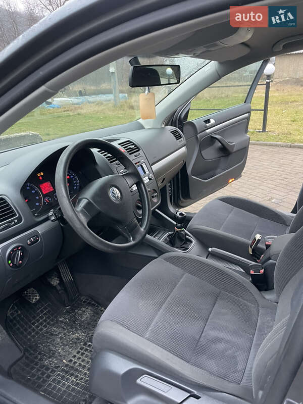 Седан Volkswagen Jetta 2006 в Косове