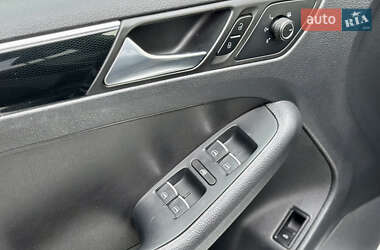 Седан Volkswagen Jetta 2016 в Киеве