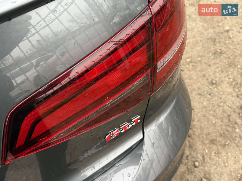 Седан Volkswagen Jetta 2016 в Одесі