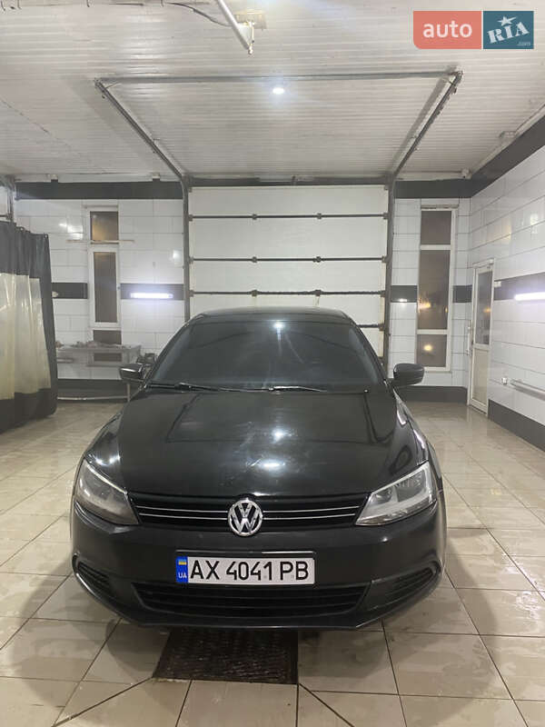 Седан Volkswagen Jetta 2011 в Лозовій