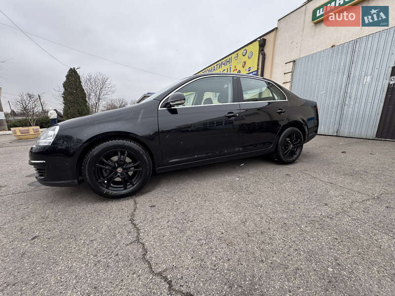 Седан Volkswagen Jetta 2008 в Запорожье