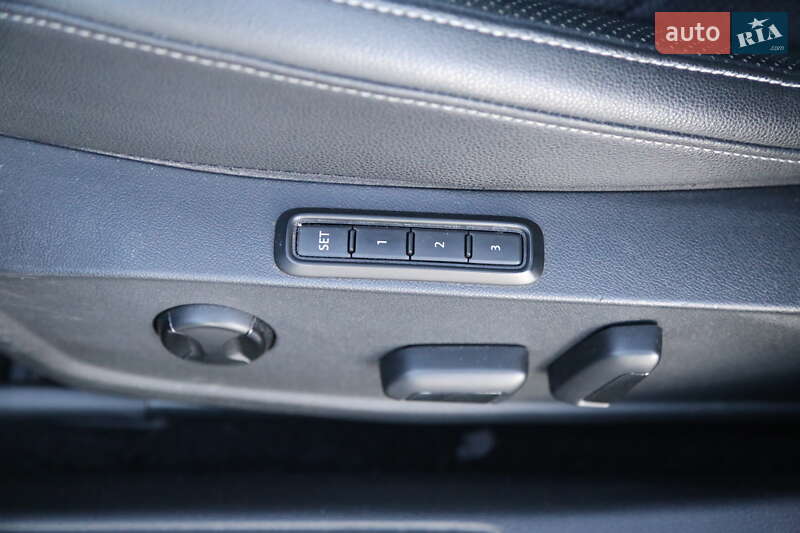 Седан Volkswagen Jetta 2018 в Києві