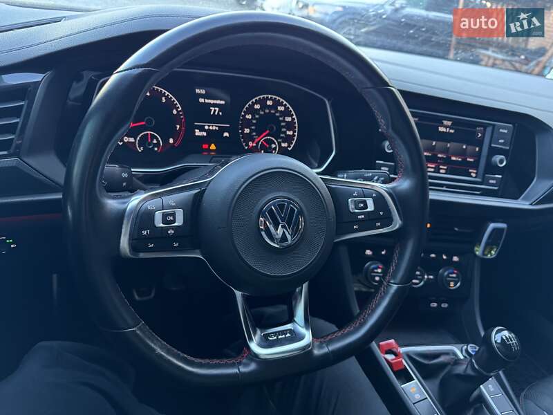 Седан Volkswagen Jetta 2020 в Виннице