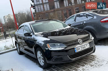Седан Volkswagen Jetta 2013 в Одесі